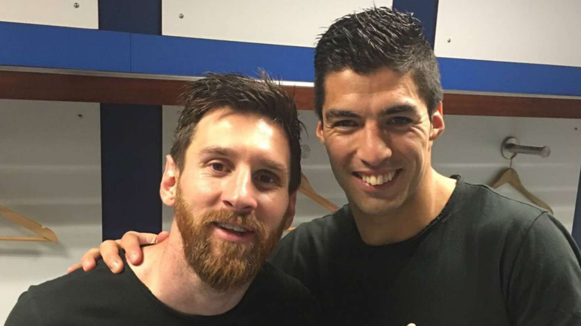 中展现了极 中展现了极