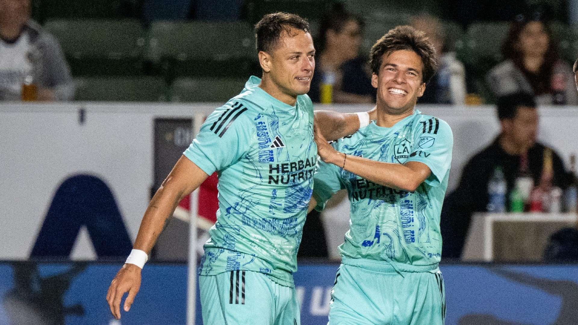 攻防两端暴 攻防两端暴